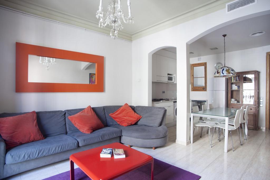 Aparteasy - Authentic Family Apartment — Fotos 2